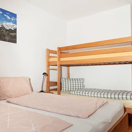 Апартаменты Kachelofenwohnung Poelzleitner *